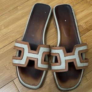 Hermes Tan and Cream Oran